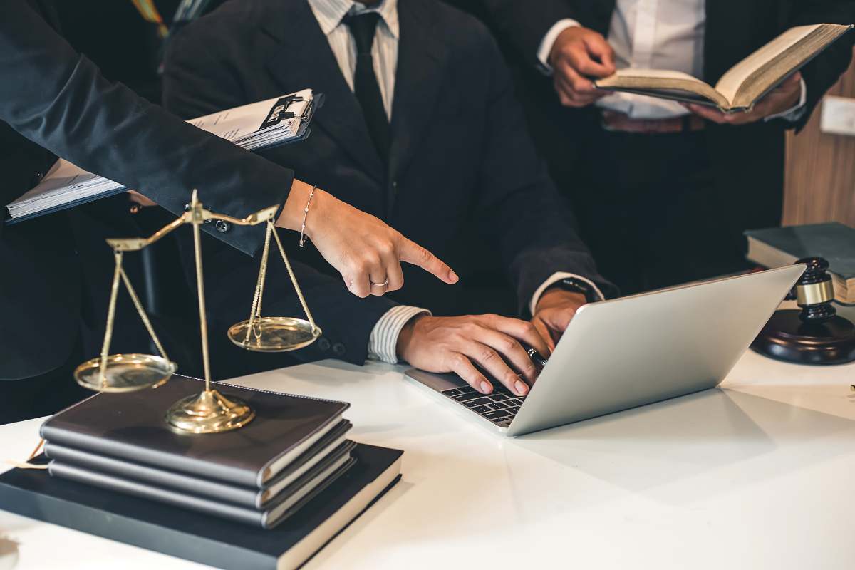 Dicas para advogados atrair mais clientes com o marketing digital